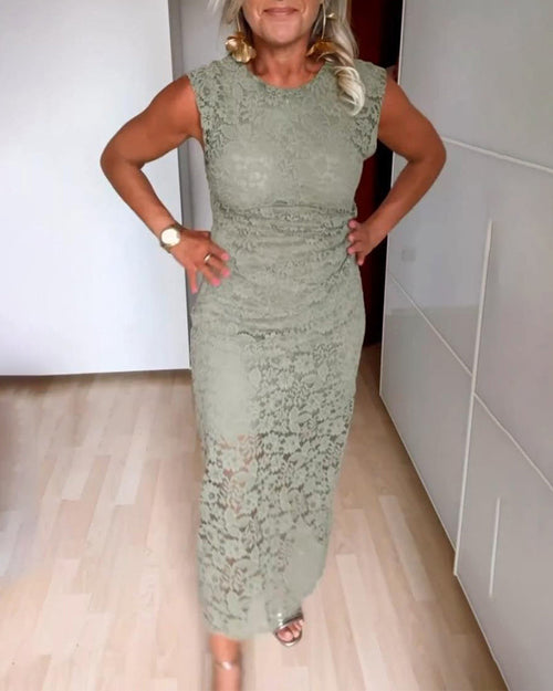 Robe fendue élégante sans manches en dentelle
